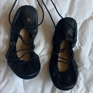 Yosi Samra lace up flats